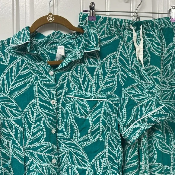 Stars Above Leaf Print Women’s Pajama Set - Teal - Picture 2 of 8